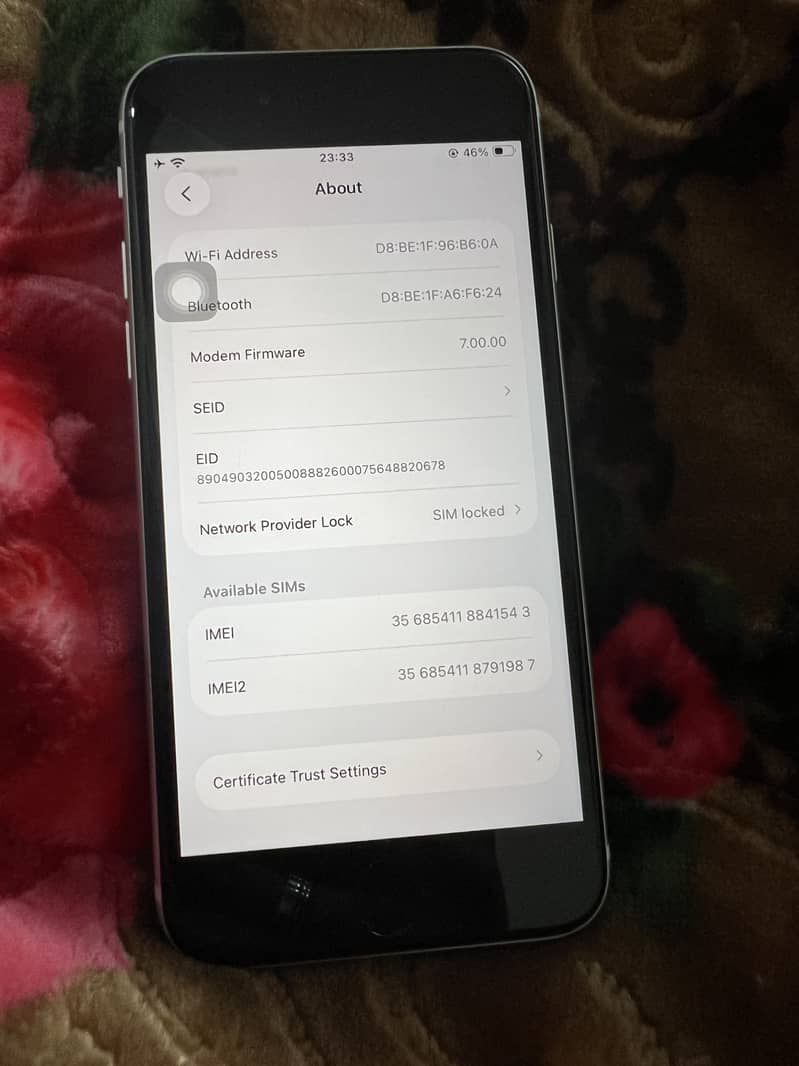 Scratchless Iphone SE 3 10