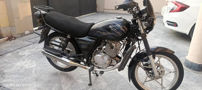 Suzuki GS 150 SE