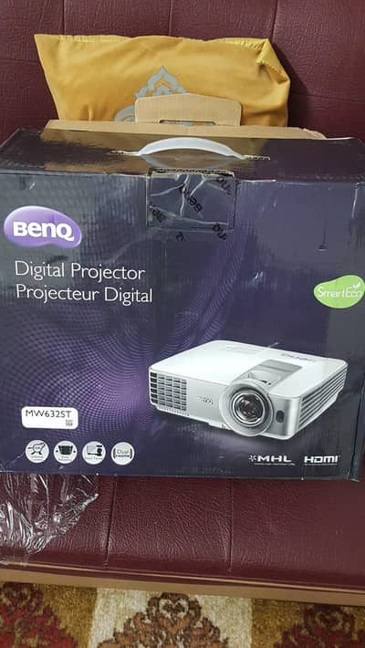 Benq new box pack projector