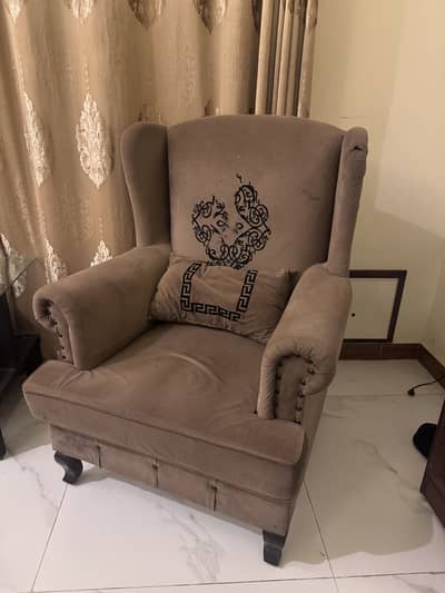 Wing Chairs/Sofa