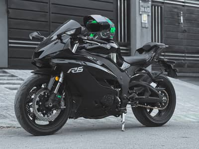Yamaha R6 Replica