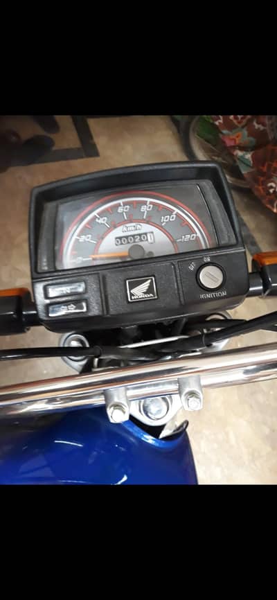 Brand new only show room to home