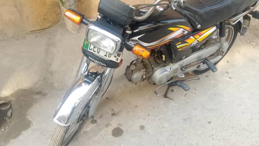 Honda CD 70 model 2012.1 hand us all documents original Bio matrek