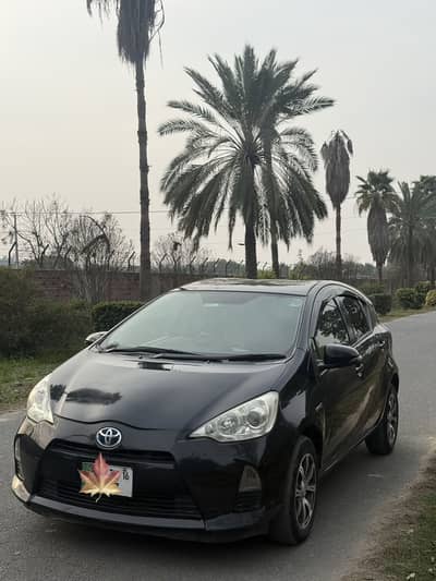 Toyota Aqua 2013/16 Full option