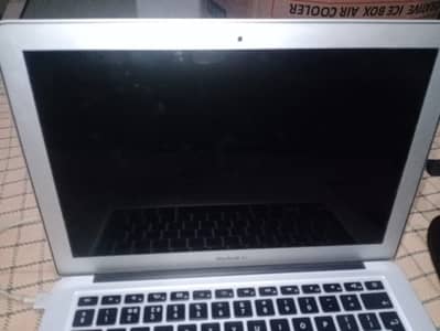 Apple Macbook Air