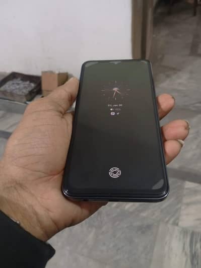 No box only mobile or gunin charger