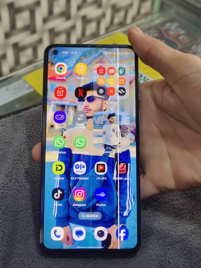 one plus 9 12/256 urgent sale 03095683162