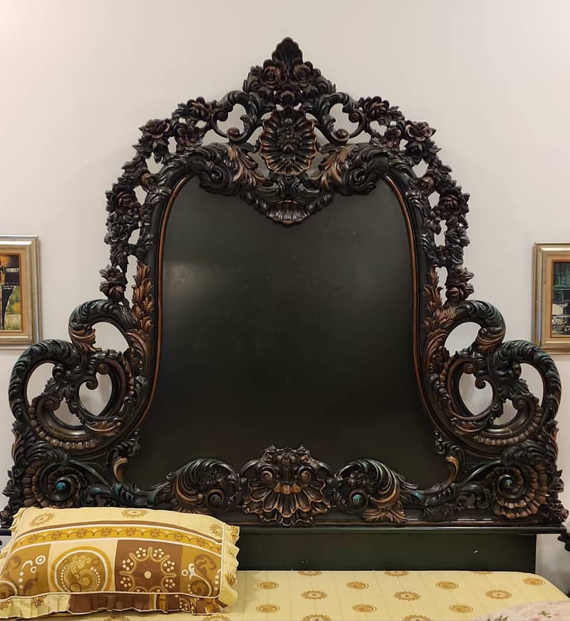 SOLID WOOD BED SET 0