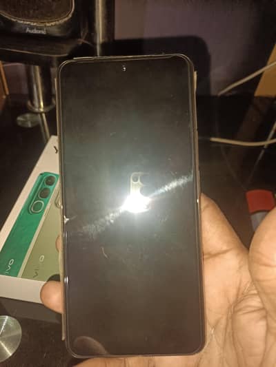 Vivo y200 256 GB new 10/10 condition 10 month warranty