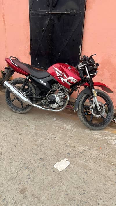 Yamaha YBR 125G 2016