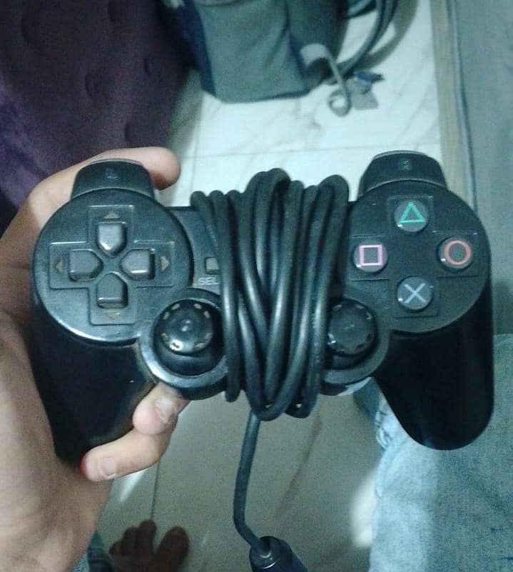 tech gadgets and controllers 1