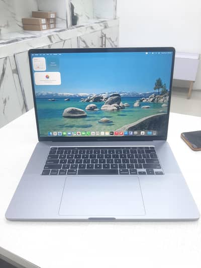 Macbook pro 2019! Corei9!16"! Rawalpindi