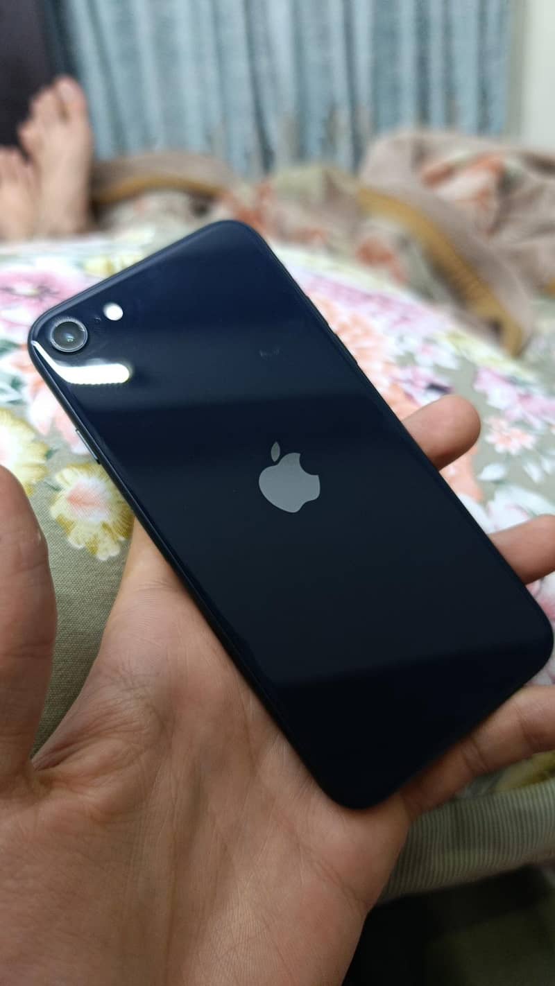 iPhone SE 3RD GENERATION 0