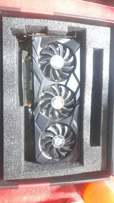 Asus with rx590 3Fans special edition with  box