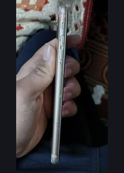 I phone 6s plus pta approved offlicel/ 03256570048