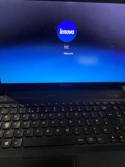 Lenovo ka laptop ha 4gd ram ha or 256