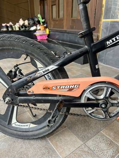 20 inches cycle. Imported cycle. Serious buyers contact only