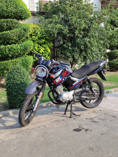 YBR 125G