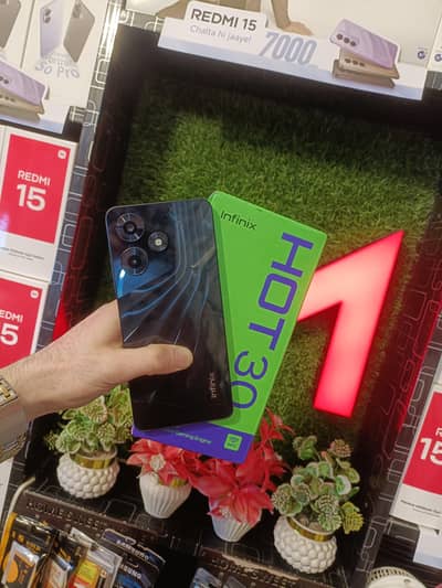 infinix Hot 30 8/128 gaming phone alam chowk Gujranwala