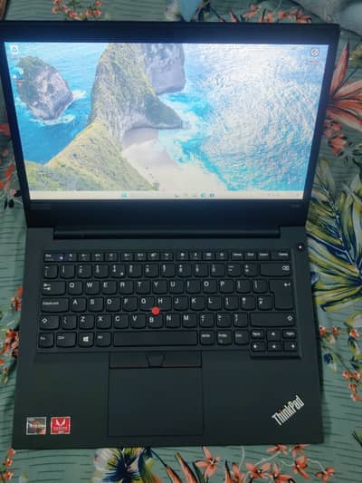 Lenovo Ryzen-3 3200U 8GB DDR4 RAM 256GB-NVMe 2GB Graphic Card 14" LED