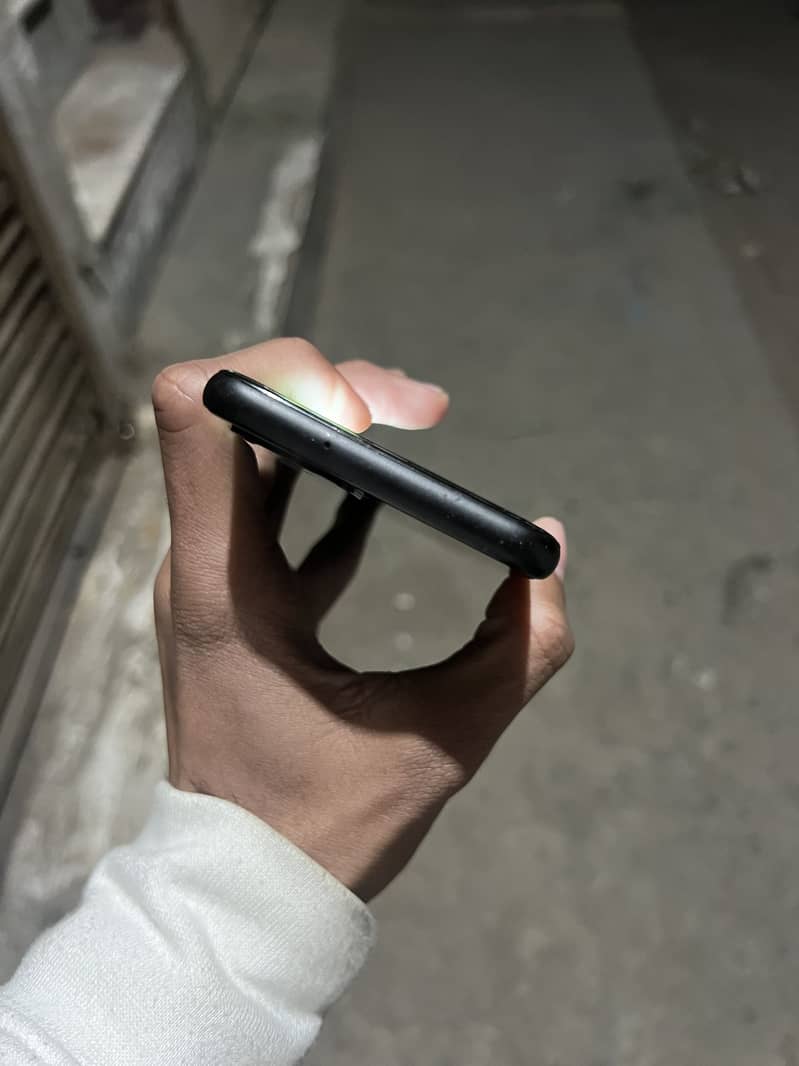 Pixel 4 , Read Description. 7