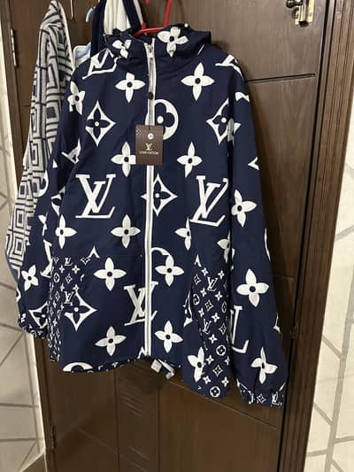 Lv windbreaker jacket