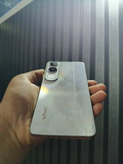 vivo y 200 8/256 gb