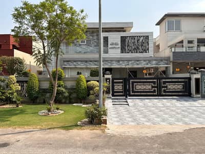 1 Kanal Top Quality Build Luxurious Beautiful Ultra Modern Design Villa Full Furnished For Sale In DHA Lahore Phase 6 Prime Location
