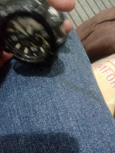 i want to sell my handsome watch urgently