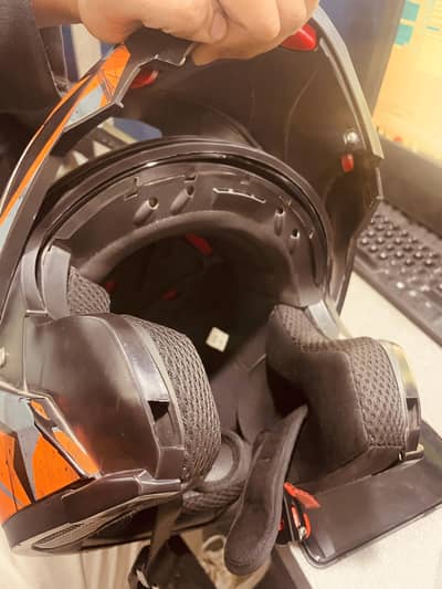 Vector Flip up DOT Certified Helmet