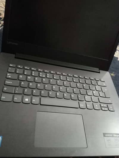 Lenovo ideapad 330-14IKB 81G2