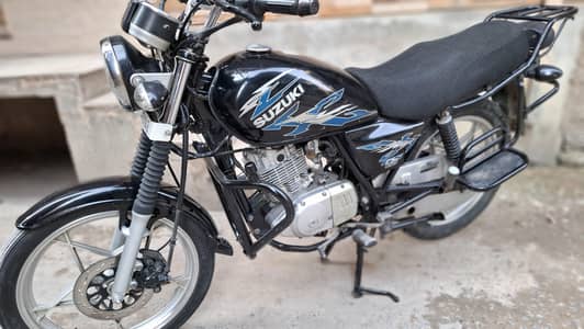 Suzuki Gs150 SE model 2022 in gud condition