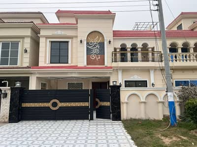 Buch Villas 9.07 marla double story brand new house for rent available 60 ft road facing
