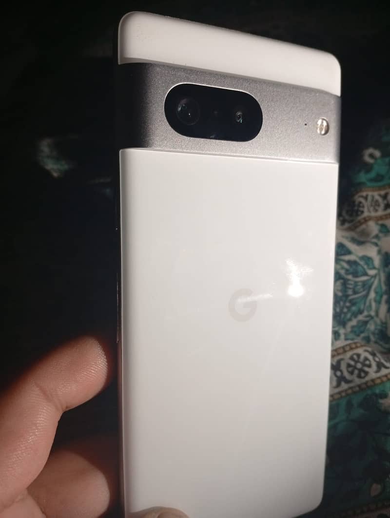 Google Pixel 7 3