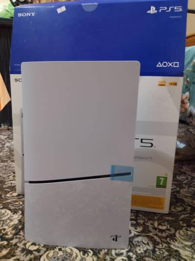 Sony PlayStation PS5 slim 1TB Disk edition with 2 controler full box