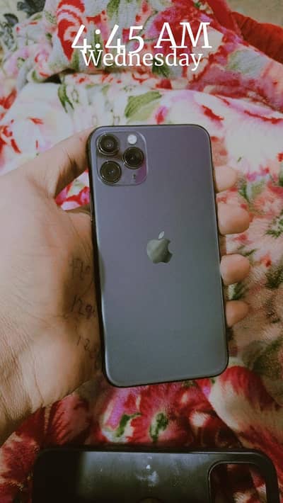 mob for sell model I phone 11 pro 256 GB all OK panel and battery