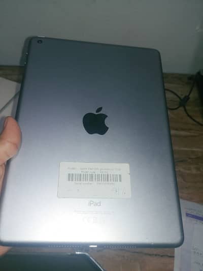 Apple iPad 6th Gen 32GB | Original Charger with Box | 91% Battery