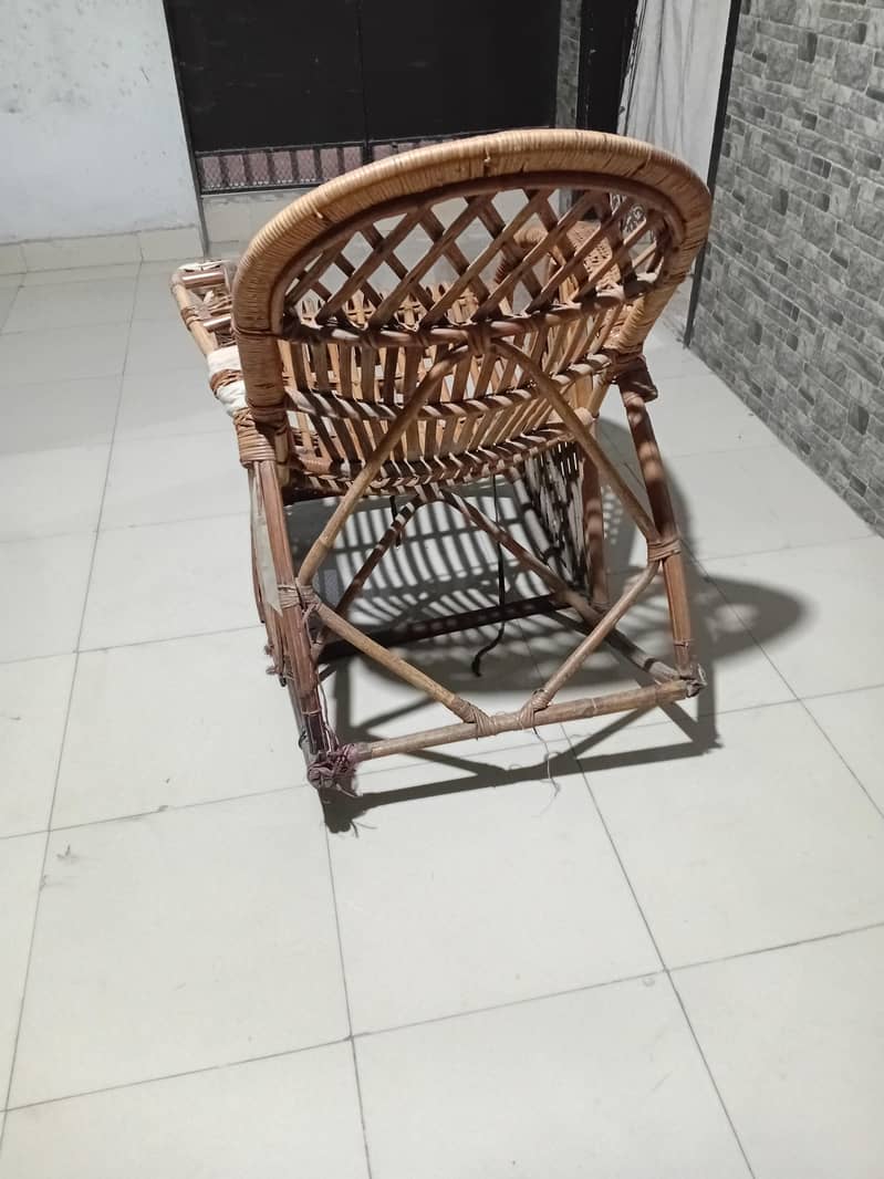 پیچھے بیک سے ڈیمج ہے 0