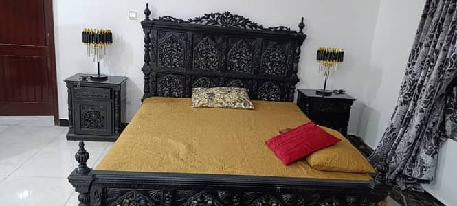 chinoti wooden bed set without metress