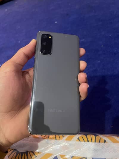 Samsung S20 8/128