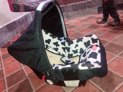 baby carrier and car seat