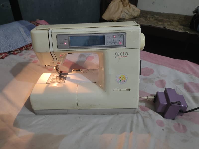 Sewing computer machine 0