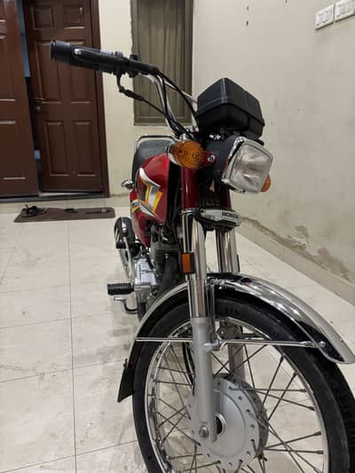 Honda CG 125 – Model 2025 (Excellent Condition)