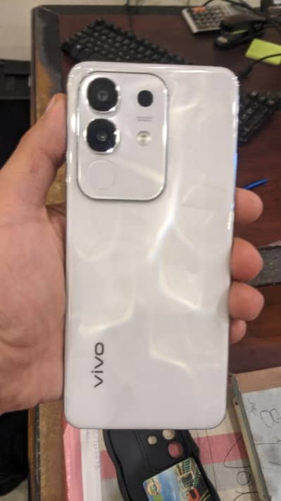 Vivo Y29