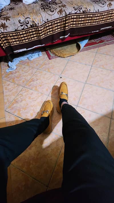 formal shoes for men brand aldo as like new colour yellow ten comforta