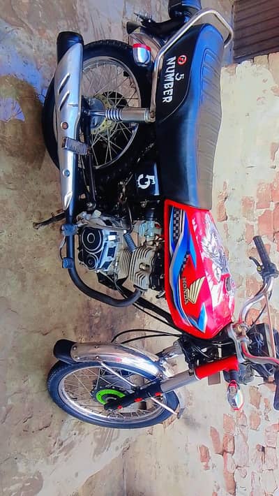 ager jis bhai ny Lani hai final 75000 ki mil jai gi bike baki sab kuch