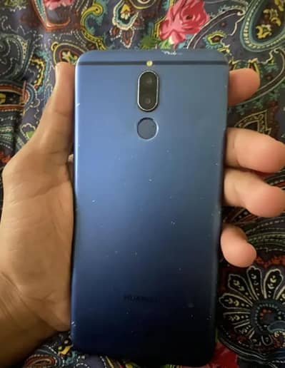 huawei Mate 10  lite 4/64Gb Pta approved With original Huawei Charger
