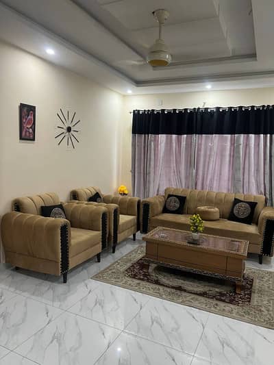 Per day 1bed ROM full furnished apartments safe and scour 100%coupe allow