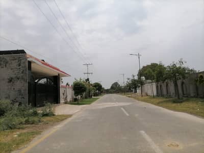 Residential Plot Sized 1 Kanal Available In Farmerz Farmz 2