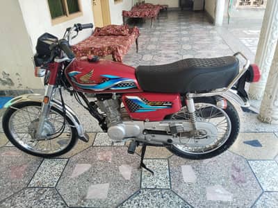 Honda 125 23/24 model All Punjab number